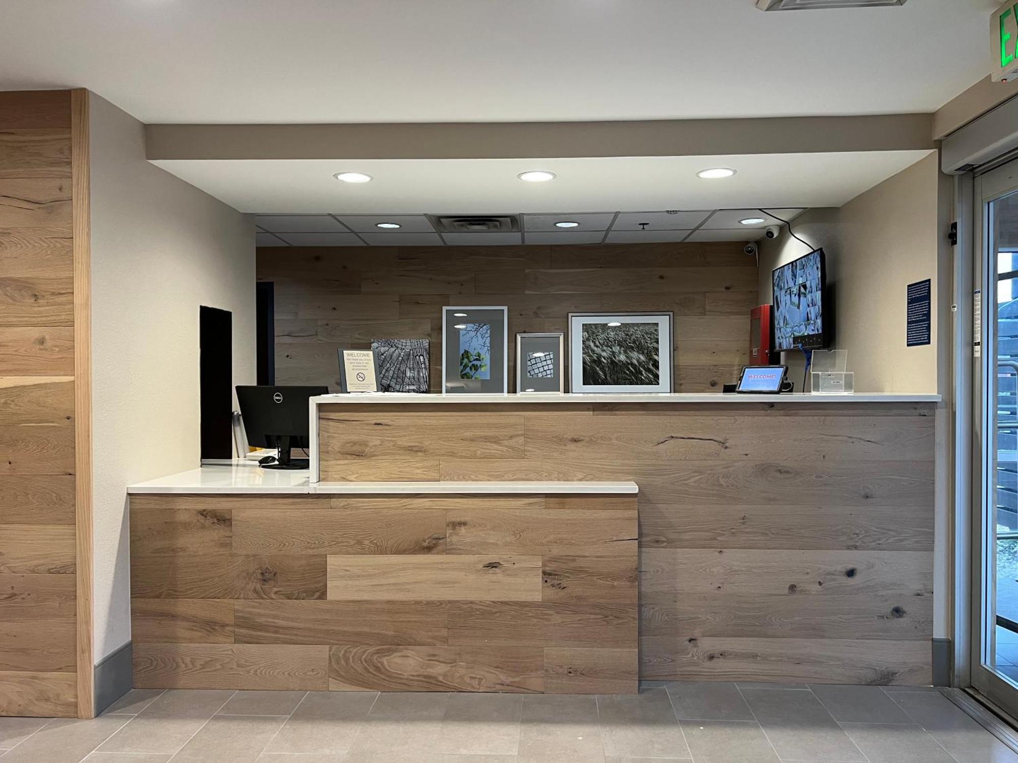 Country Inn & Suites By Radisson, Lsu - Medical Corridor Baton Rouge Eksteriør billede