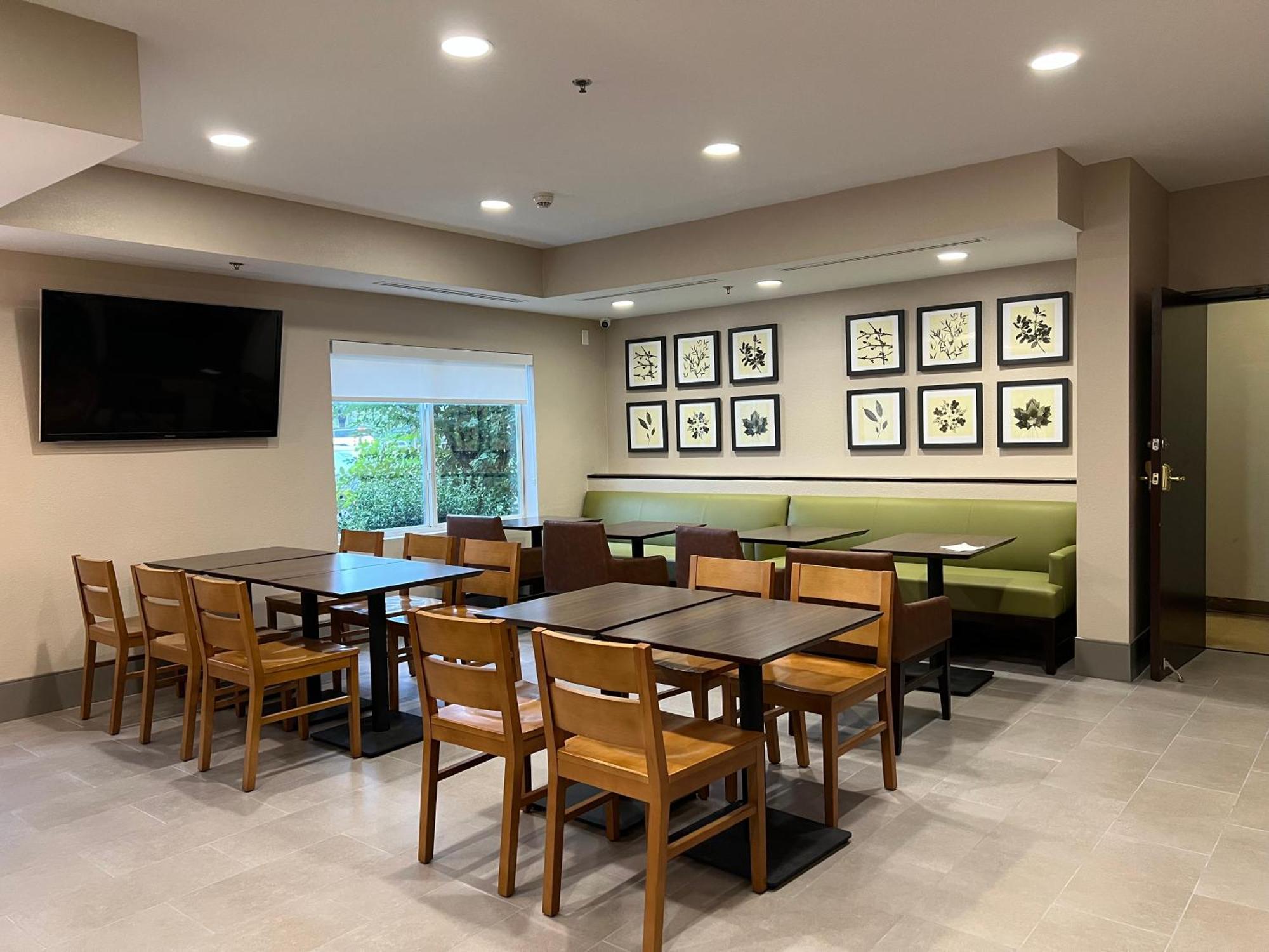 Country Inn & Suites By Radisson, Lsu - Medical Corridor Baton Rouge Eksteriør billede