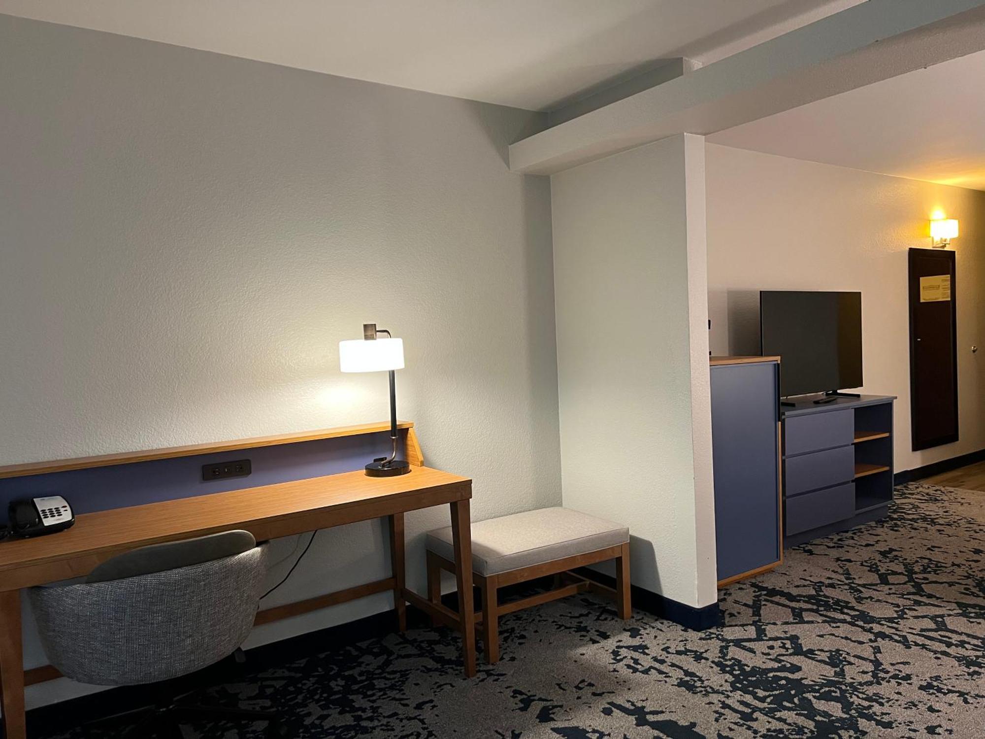 Country Inn & Suites By Radisson, Lsu - Medical Corridor Baton Rouge Eksteriør billede